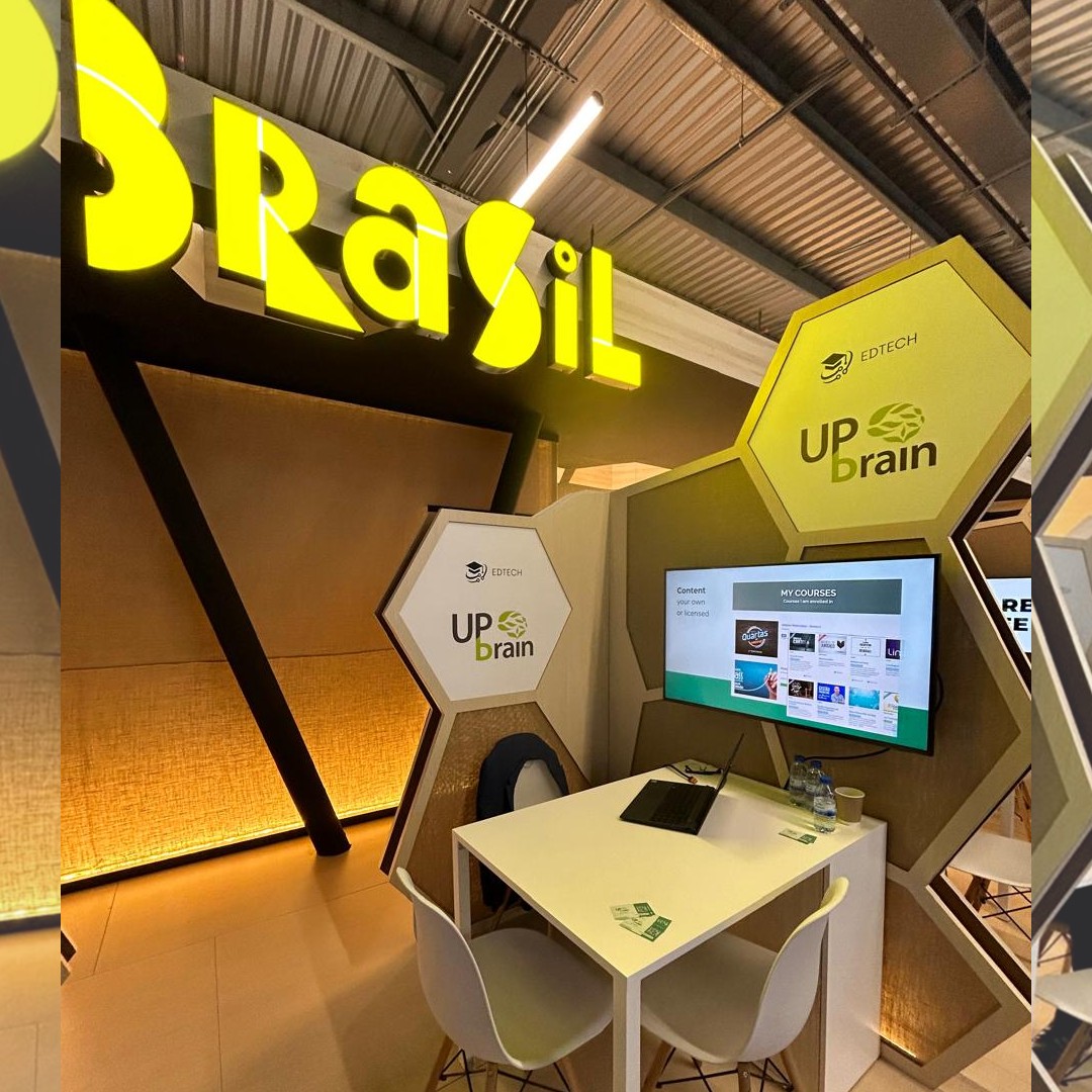 UpBrain trabalhando em feira internacional